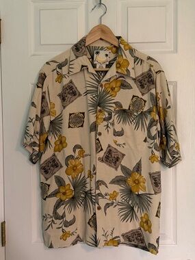 Banana Cabana Hawaiian Men's Beige Silk Linen Short-Sleeve Camp Shirt Vacation